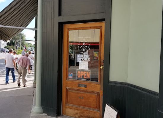 vermont/middlebury/shop/tinker-smithy-game-store