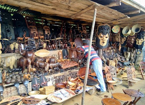malawi/southern-region/shop/craft-market