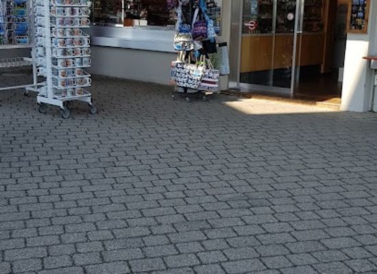 austria/vorarlberg/shop/souvenirladen