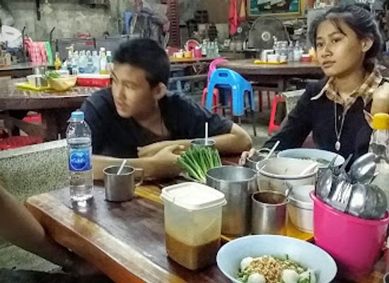 thailand/kanchanaburi/tha-maka/shop/ma-charoen-pha-nit