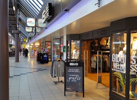 netherlands/groningen/shop/winkelcentrum-paddepoel