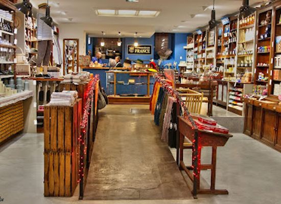 france/nice/vieux-nice/shop/tresors-publics-boutique