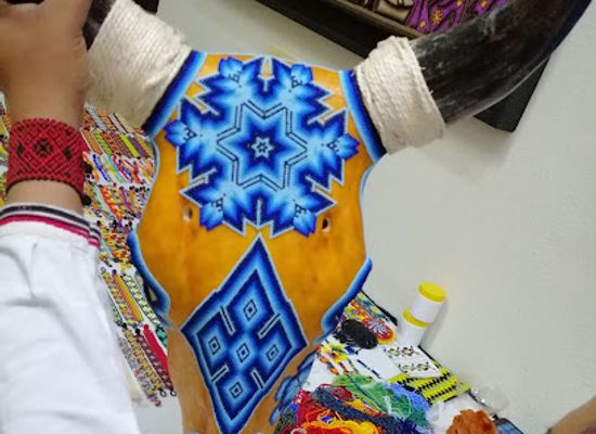 mexico/huichol-sierra/shop/hikuri-galeria-huichol