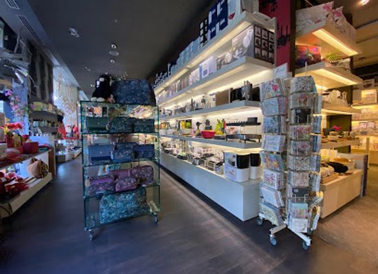 bulgaria/vitosha-mountain/shop/dzhenezis-magazin-za-podaratsi-igrachki-i-dekoratsii