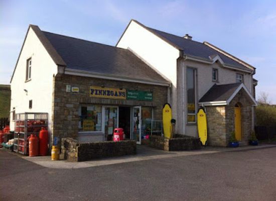 ireland/donegal-bay/shop/finnegans-shop-post-office