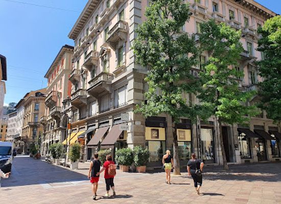 switzerland/lugano/shop/get-your-gift