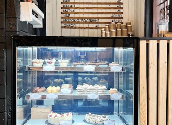 ukraine/slavske/shop/hory-smakolykiv
