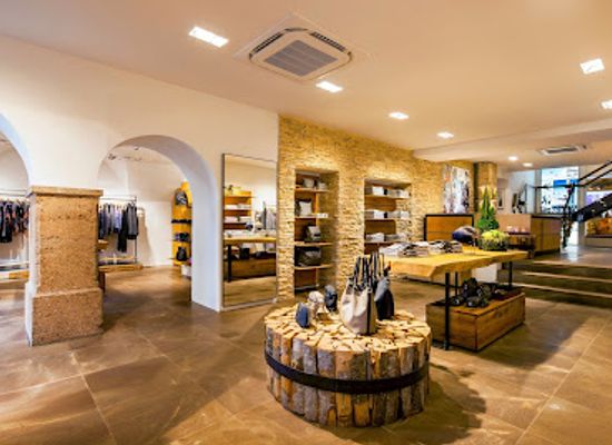 austria/kitzbuhel-alps/shop/bogner-kitzbuhel