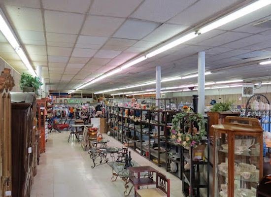 west-virginia/beckley/shop/the-good-life-consignment-shop