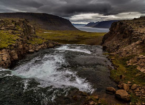 iceland/dynjandi-waterfall/shop/kalfeyrarfoss