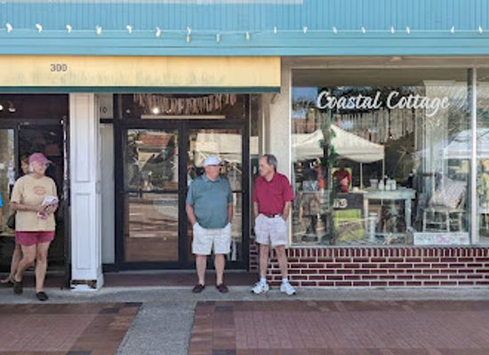 florida/st-petersburg/shop/corey-avenue-shopping-district