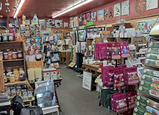 canada/annapolis-valley/shop/cinnamon-creek-country-gift