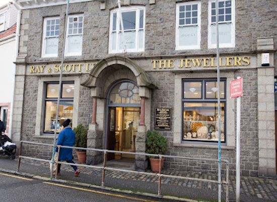 guernsey/st-sampson/shop/ray-scott
