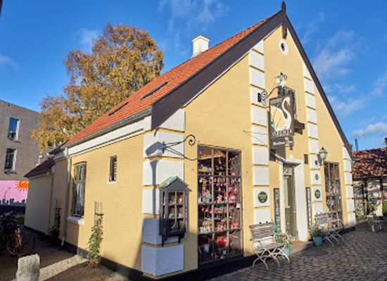 denmark/odense/shop/klods-hans
