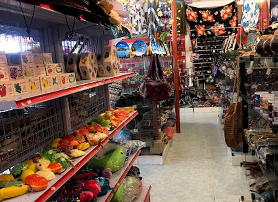 maldives/maafushi-island/shop/arena-souvenirs-tourist-gift-shop