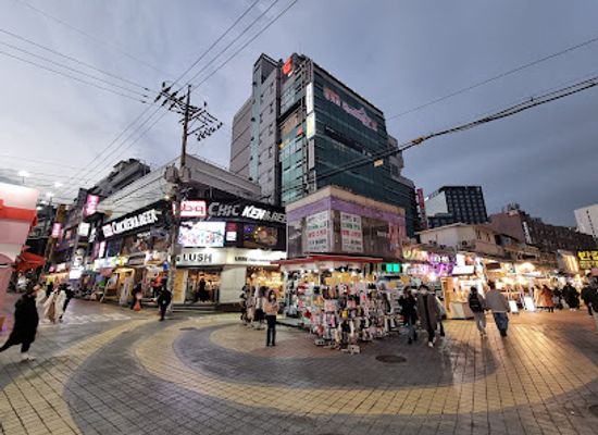 south-korea/hoseo-region/shop/hongdae-shopping-street
