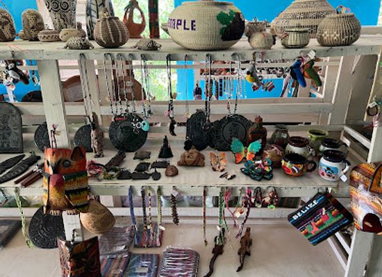 belize/cockscomb-basin-wildlife-sanctuary/shop/maya-center-women-s-group-gift-shop