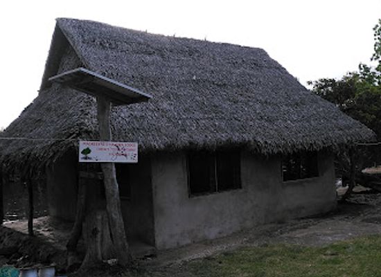 vanuatu/malekula-island/shop/maskelyne-s-navura-lodge