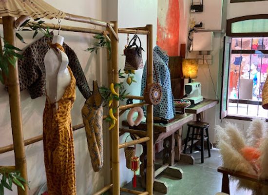 thailand/phuket-province/shop/batik-banyan