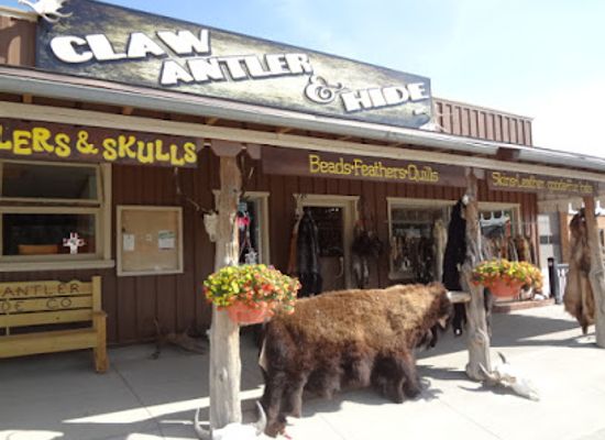 south-dakota/custer-state-park/shop/claw-antler-hide-co