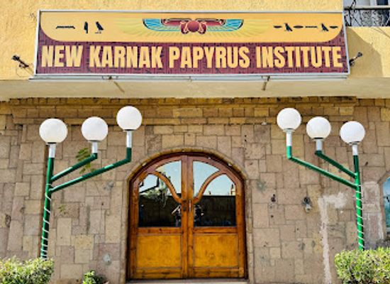 egypt/luxor/karnak/shop/new-karnak-papyrus-instute