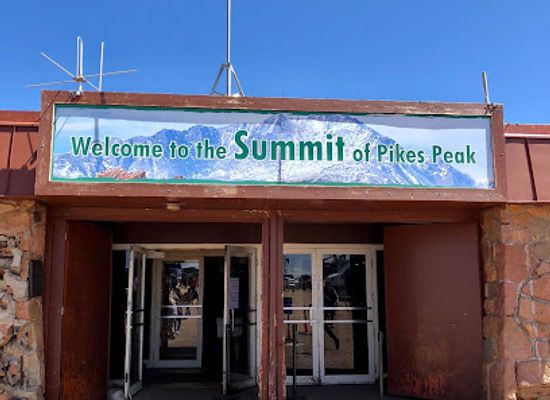 colorado/pikes-peak/shop/pikes-peak-summit-house