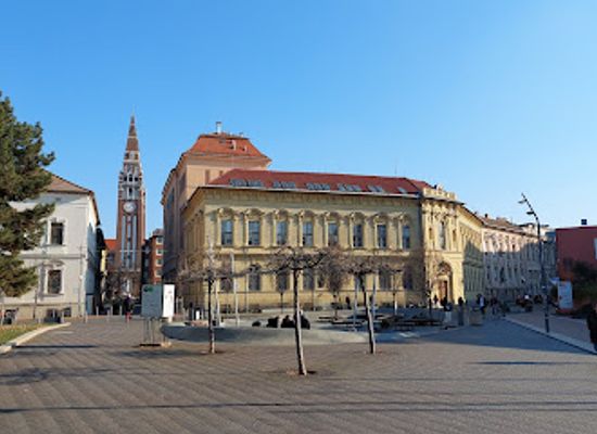 hungary/szeged-csanad/shop/szeged-nagyaruhaz