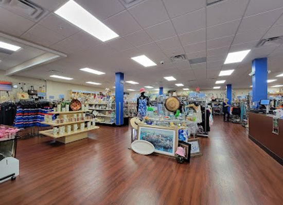 florida/fort-myers/shop/blue-a-goodwill-boutique