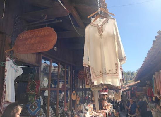 albania/kruje/shop/shopping-art-has-klea