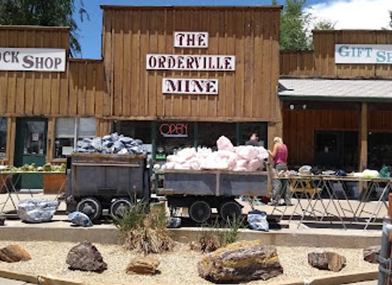 utah/bryce-canyon-city/shop/orderville-mine-rock-shop