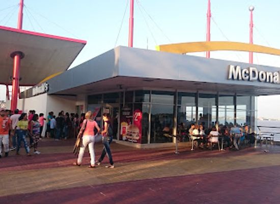 ecuador/guayas-region/shop/c-c-malecon