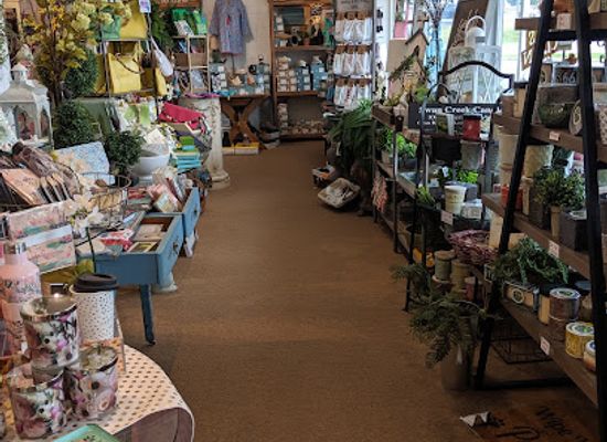 missouri/poplar-bluff/shop/bluff-estates-shopping-center