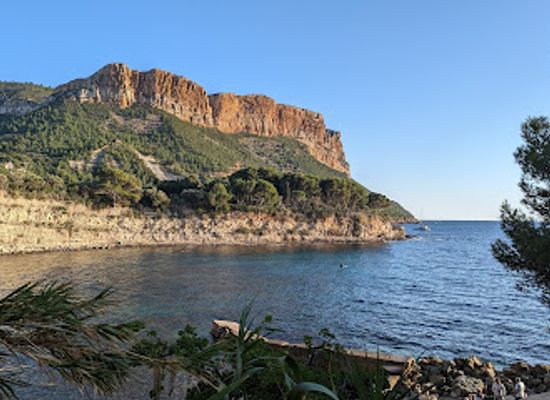 france/les-calanques-national-park/shop/plage-du-corton