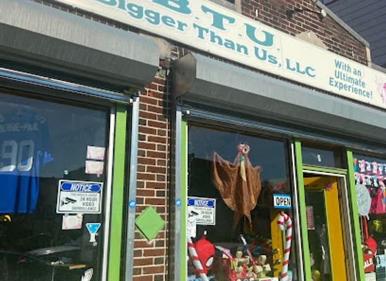 new-jersey/gateway-region/shop/it-z-bigger-than-us-vip-gift-shop