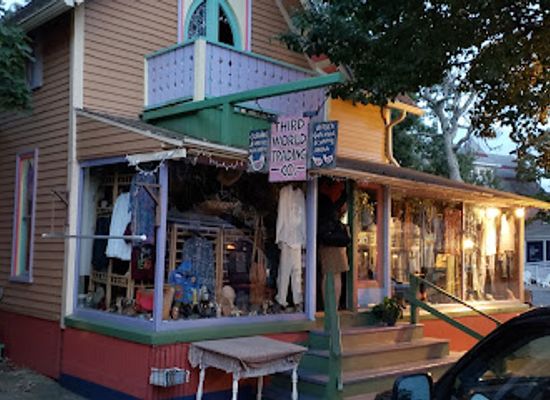 massachusetts/martha-s-vineyard/shop/third-world-trading-co