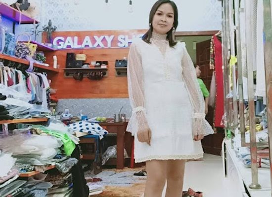 cambodia/siem-reap/wat-bo-road/shop/galaxy-shop