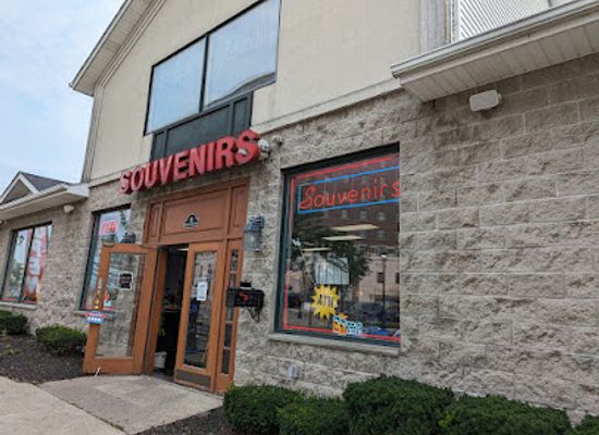 canada/niagara-falls/shop/unlimited-souvenirs-apparel