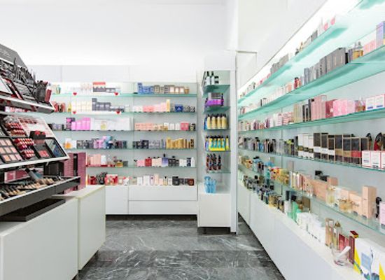 croatia/zagreb/jarun-lake/shop/martimex