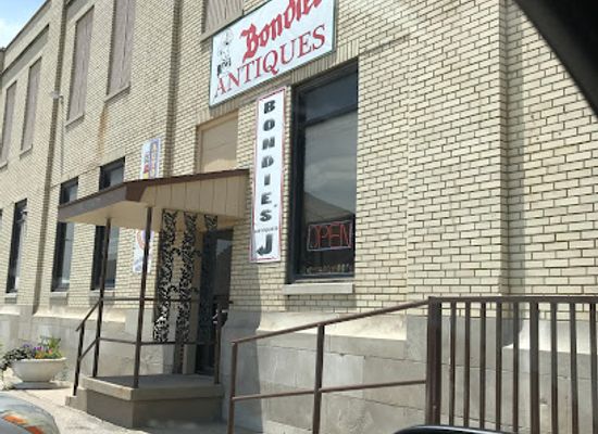 kansas/wichita/shop/bondie-s-old-town-antique-mall