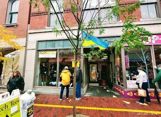 massachusetts/north-shore/shop/essex-street-pedestrian-mall
