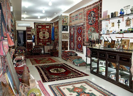 armenia/sisian-petroglyphs/shop/vasilyan-s-antique-gallery