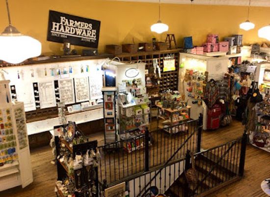 north-carolina/yadkin-valley/shop/the-shoppes-at-farmers