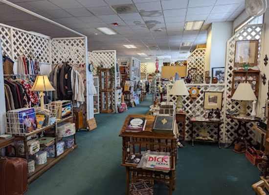 washington/the-blue-mountains/shop/antique-mall-of-walla-walla