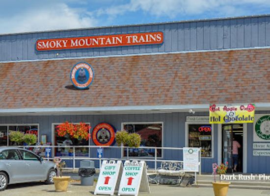 north-carolina/great-smoky-mountains/shop/great-smoky-mountains-railroad-retail-store-train-museum