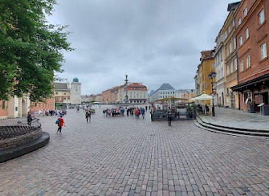 poland/warsaw/srodmiescie/shop/sklep-august-galeria