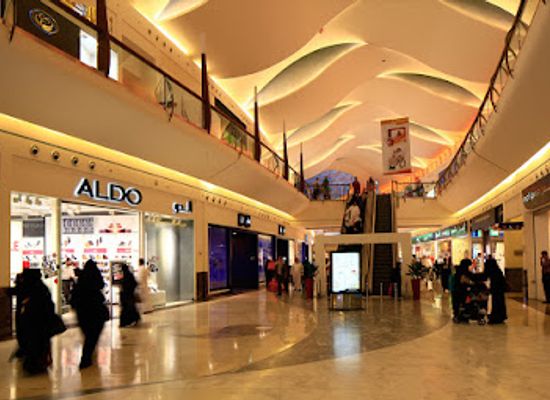 saudi-arabia/empty-quarter-desert/shop/cenomi-mall-of-arabia