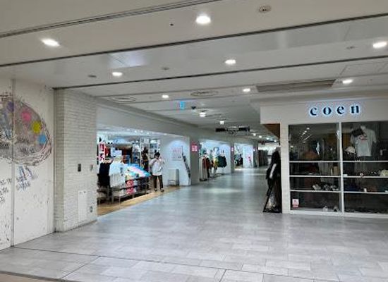japan/tokyo/shop/uniqlo