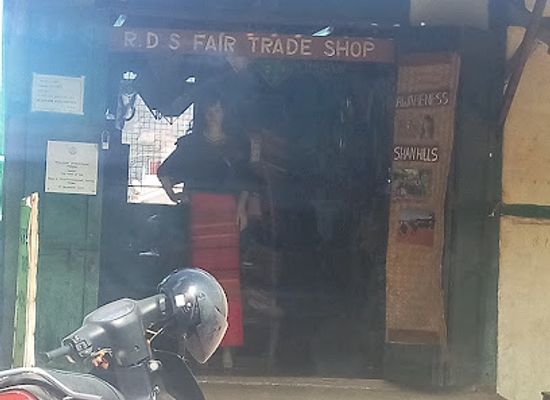myanmar-burma/kalaw/shop/fair-trade-shop