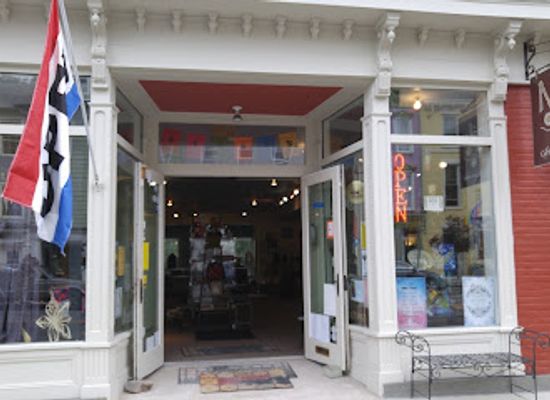 new-york/catskill-mountains/shop/mahalo-gift-shop