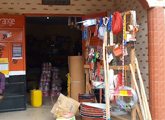 guinea/mount-kakoulima/shop/boutique-sibe